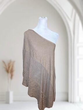 Belldini Asymmetrical Knit Poncho Top One Size Taupe Pointelle Crochet
